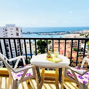 https://cala-azul-los-cristianos-building-achacay.tenerifehoteles.net