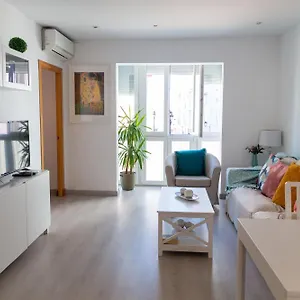 https://el-embrujo-de-la-caleta-deluxe-apartment.es-andalucia.com